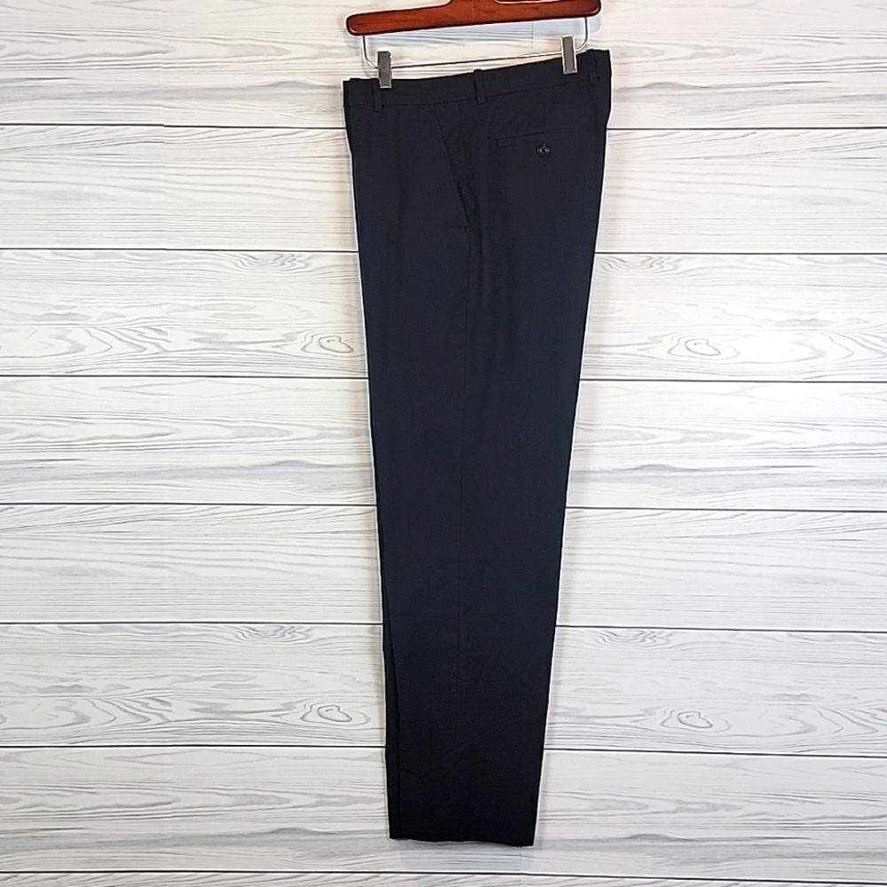 Perry Ellis classic fit Men's dress pants in black Size 33X32